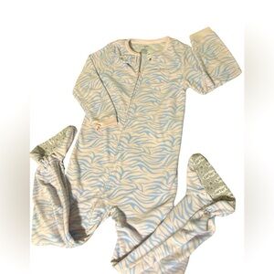 CARTER’S LONG SLEEVE ONSIE SLEEPER